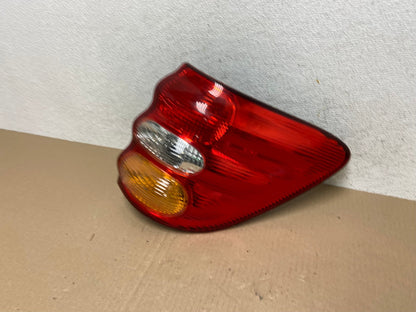 2001 to 2004 Toyota Sequoia Right Passenger Rh Side Tail Light AE6965 LK1