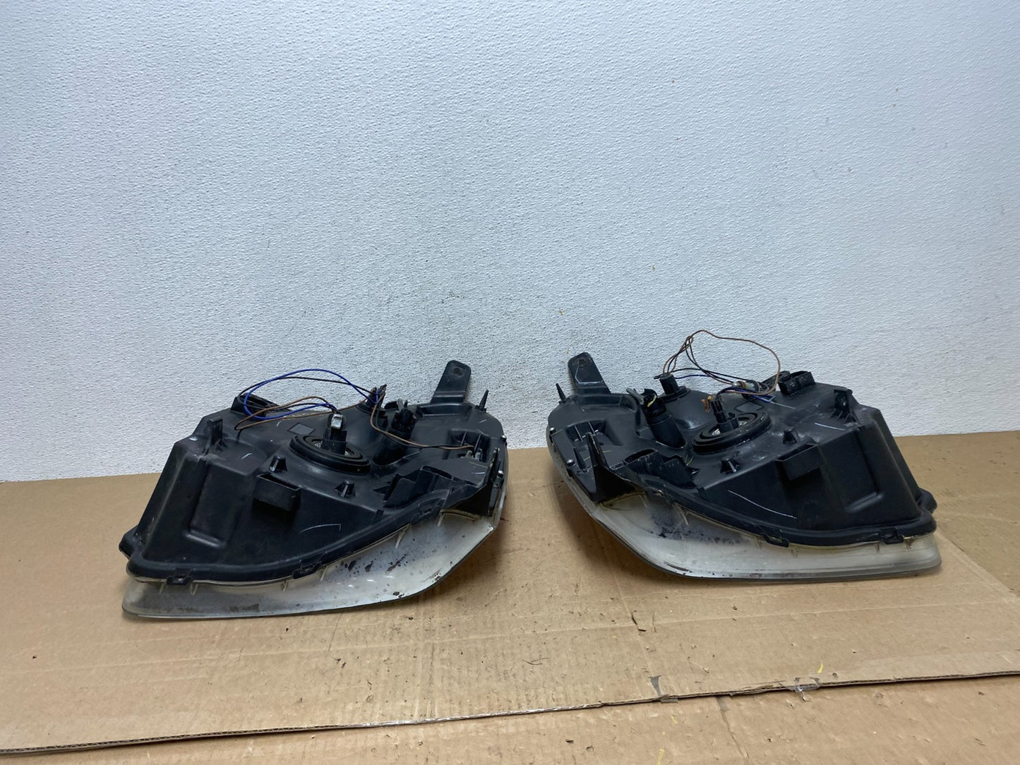 2007 - 2014 GMC Yukon Halogen Headlights Left+Right Side Set AE6129 DW8