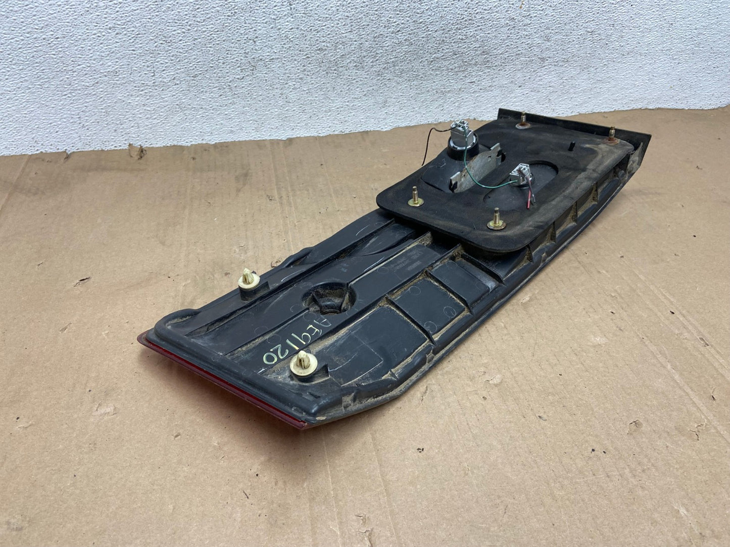 2002-2004 Honda Odyssey Right Passenger RH Side Tail Light Inner AE9120 LK5