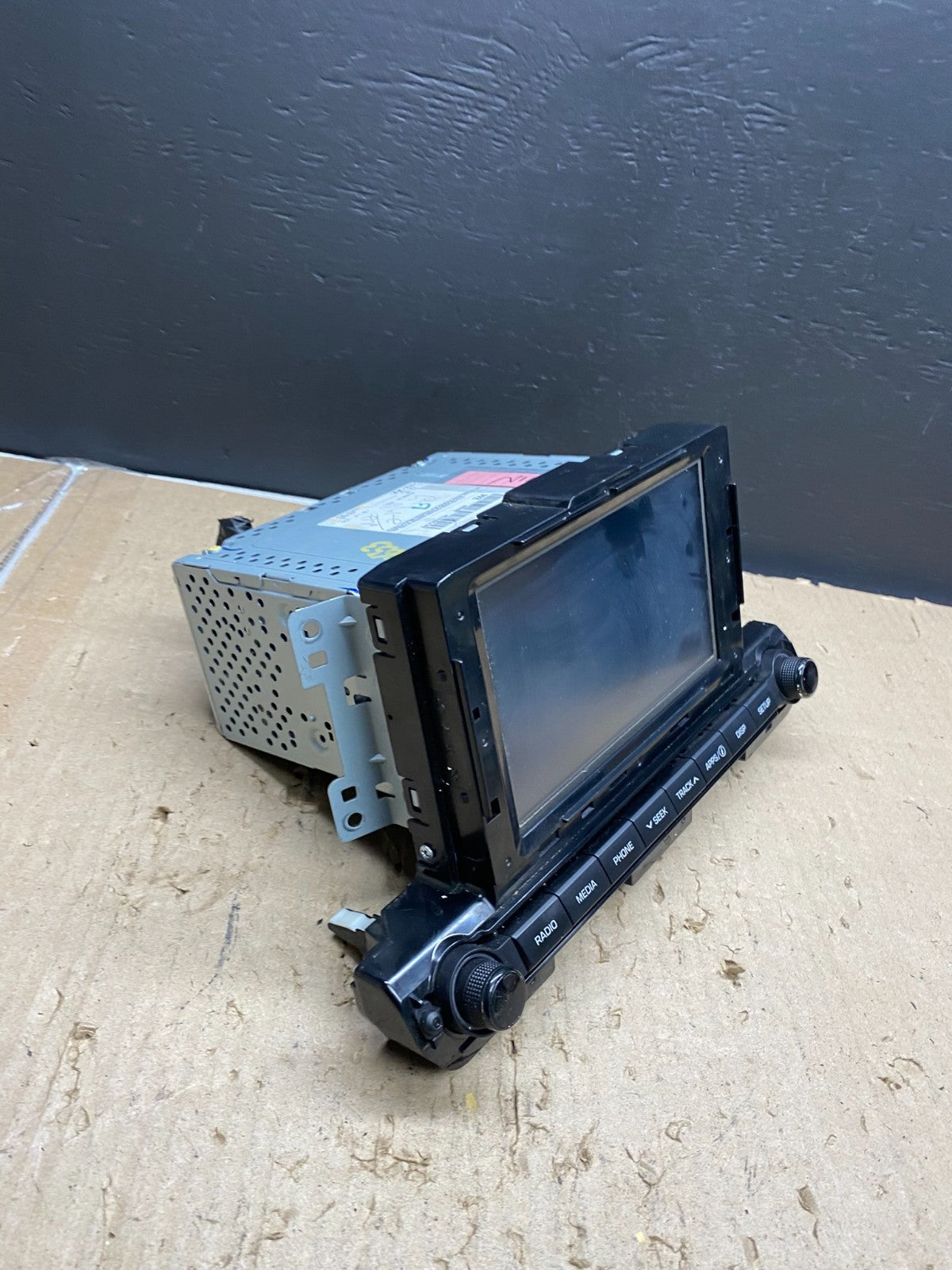 2017 to 2018 Hyundai Elantra  Radio Clock Digital Player FM/AM AB5653 DG4