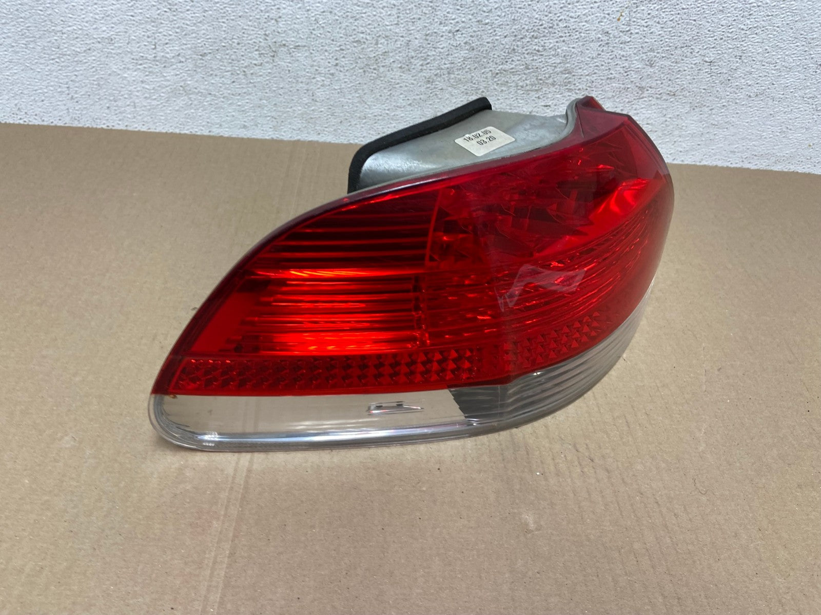 2006 2007 2008 BMW 7-Series 750li 760li Left Driver Tail Light AE6914 LK2