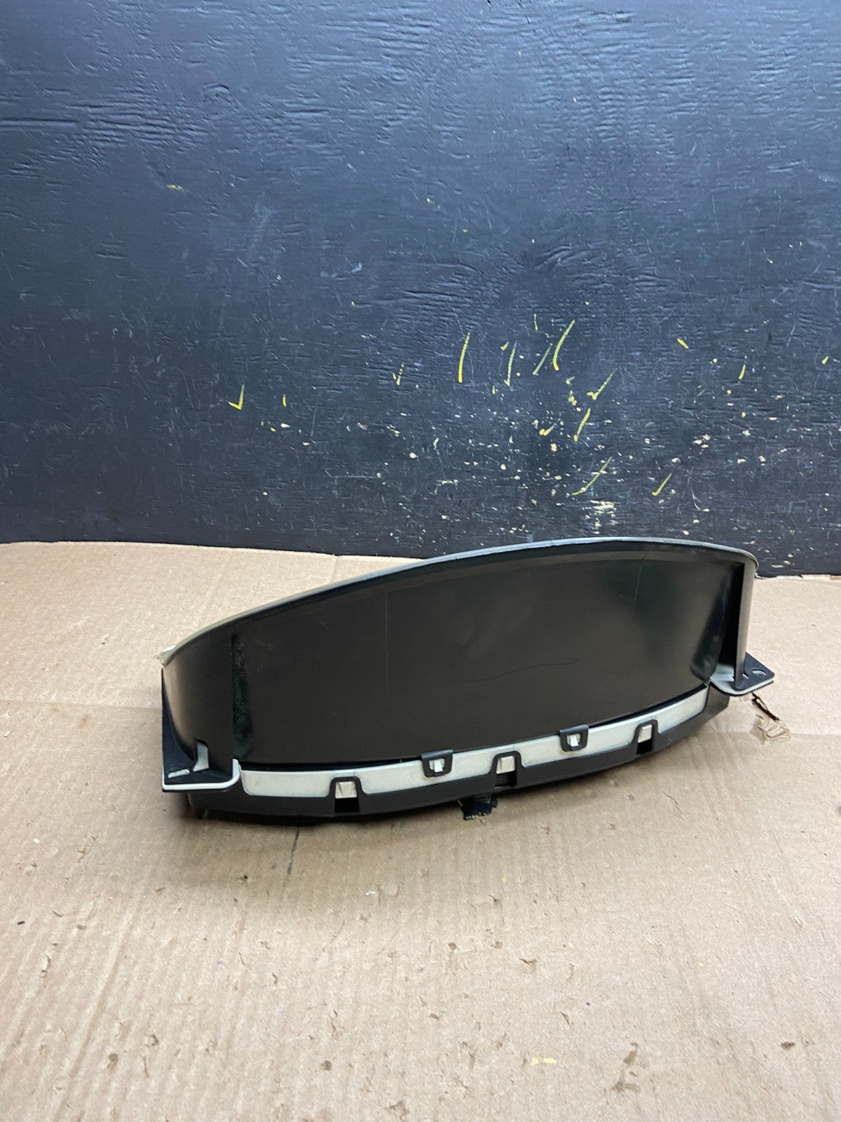 2013 to 2017 Chevrolet Express Speedometer Cluster Gauge OEM  Y2495 DG5
