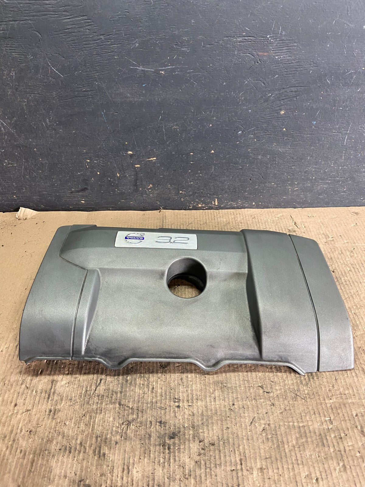 2007 to 2014 Volvo XC90 OEM 3.2L Upper Top Engine Motor Dust Cover Oem O1034 DG0
