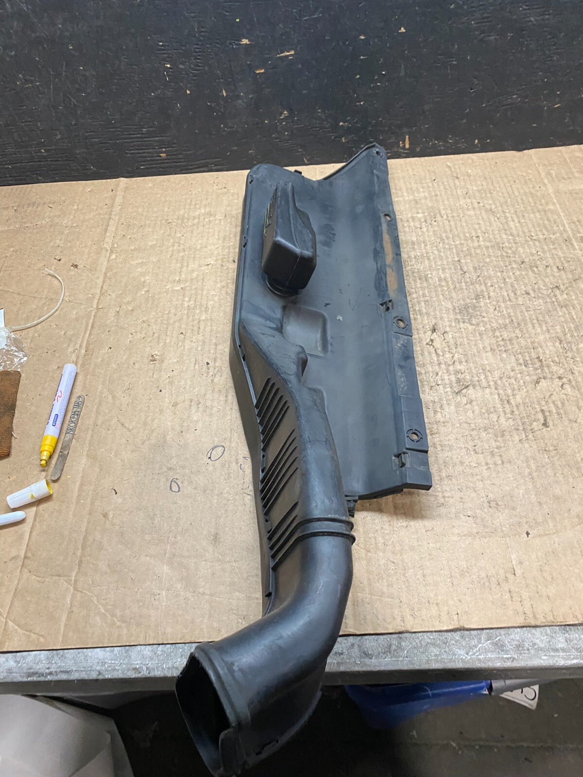 2004 to 2006 Nissan Maxima Upper Air Intake Duct O3230 PS6