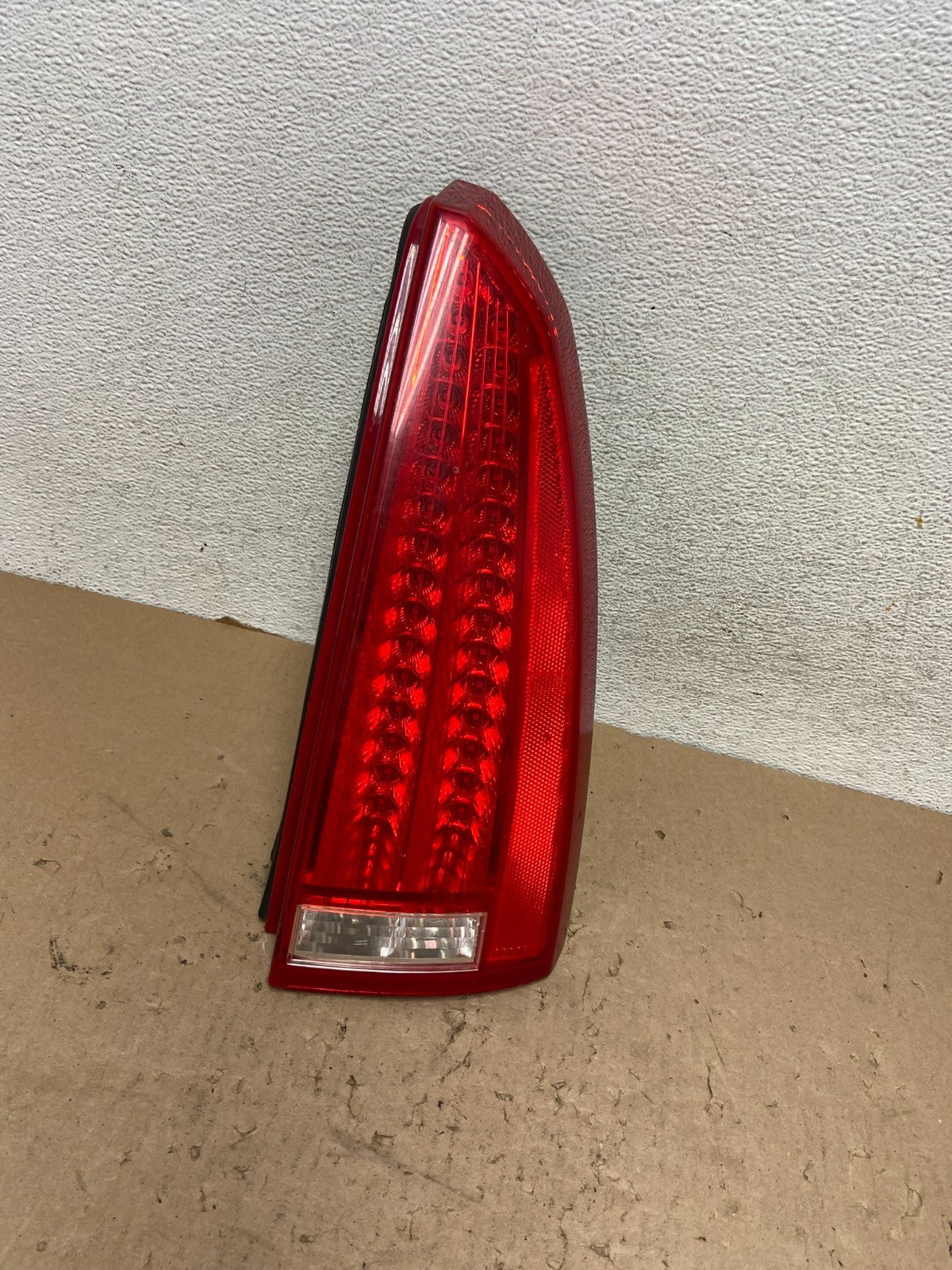 2006 to 2011 Cadillac DTS Right Passenger Rh Side LED Tail light AG43850