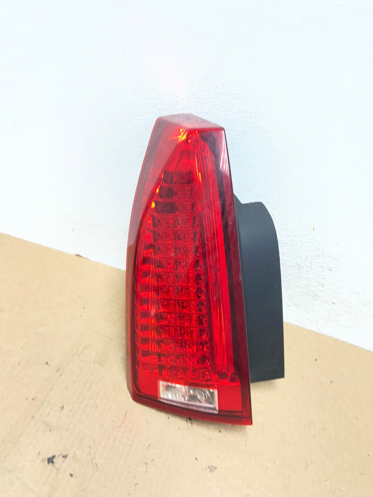 2008 to 2013 Cadillac CTS Left Driver Lh Side Led Side Tail light AF9883 LK0