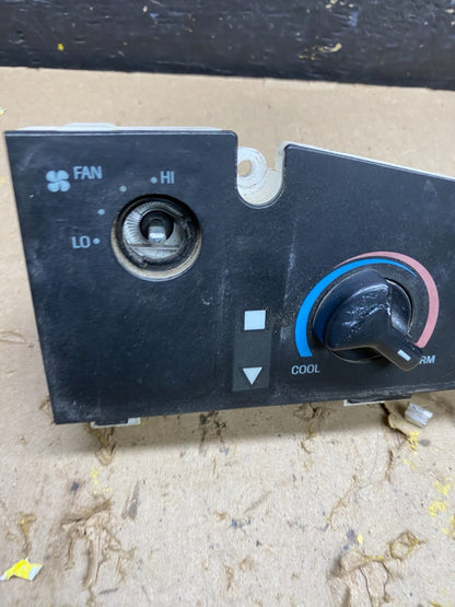 1997-2014 Ford Van Econoline E150 E250 Heater Climate Fan Control u5640 DG1