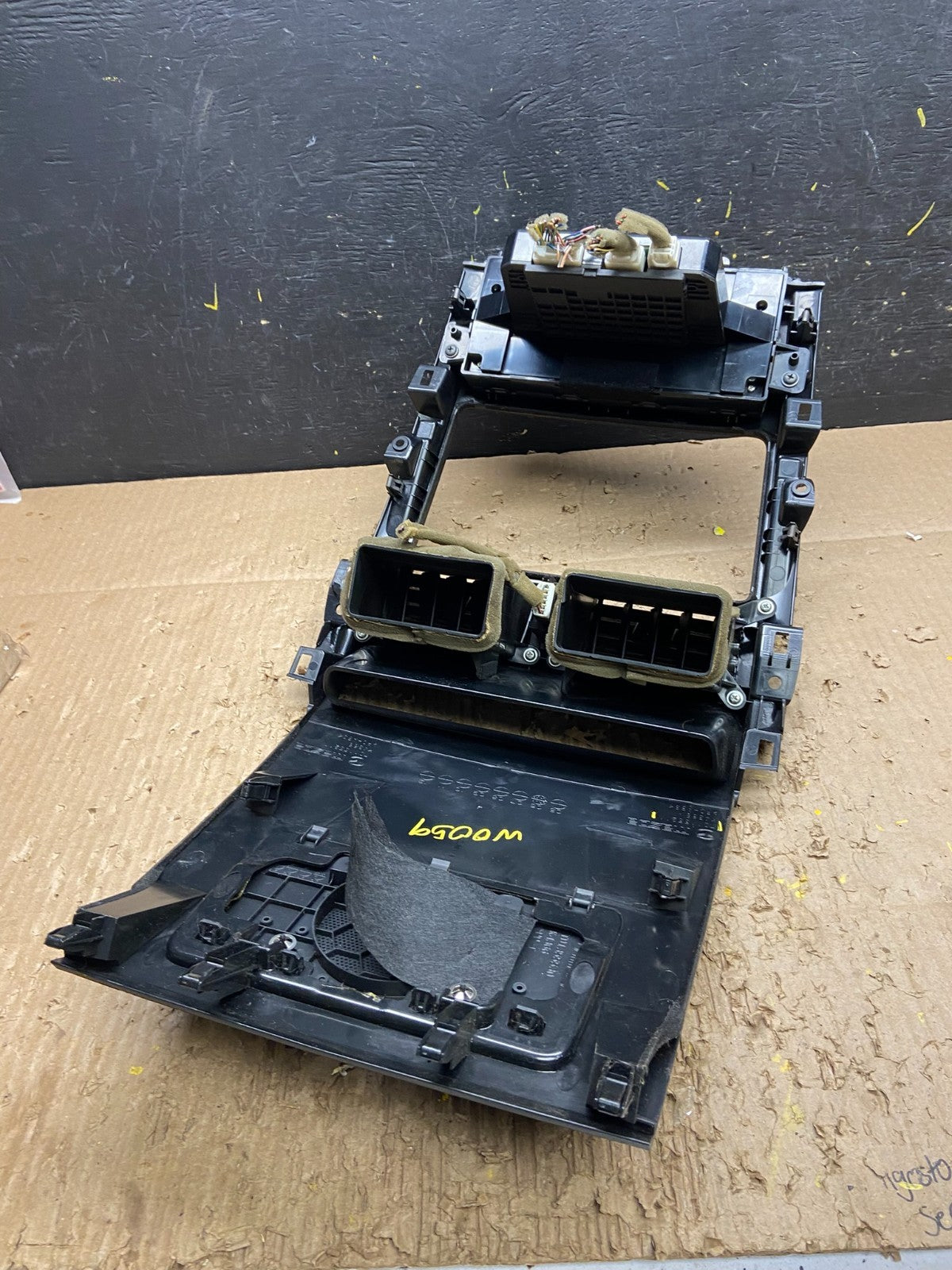 2007 - 2009 Mazda CX-9 Radio Dash Trim Bezel W/Vent AC Climate Control w0059 DG3