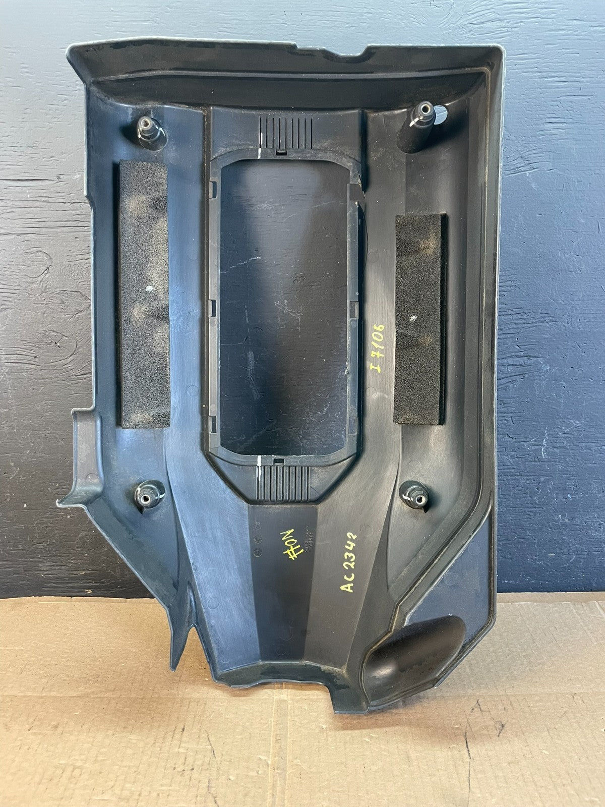 2002 2004 Honda Odyssey 3.5L V6 VTEC Upper Top Engine Cover Trim OEM AC2342 DG4