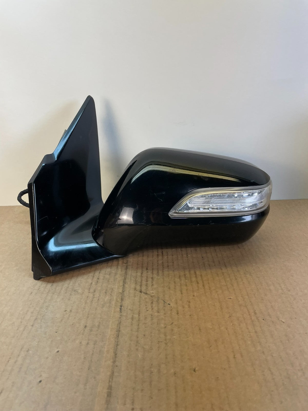 2010 to 2013 Acura MDX Left Driver LH Side View Door Mirror AF5505 DW0