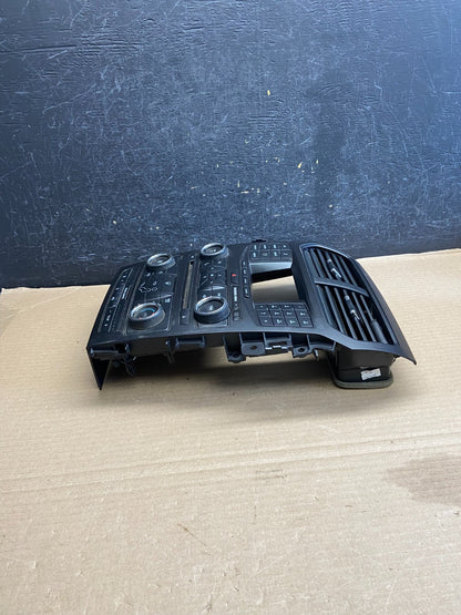 2016-2018 Ford Explorer Radio Heater Climate A/C Control Bezel Trim ah1278 DG2