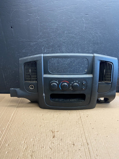 2002 to 2005 Dodge Ram Radio Climate Control Dash Air Vent Bezel Trim AF6352 DG0