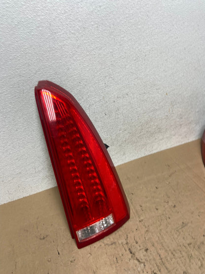 2006 to 2011 Cadillac DTS Right Passenger Rh Side LED Tail light AE6557 LK2