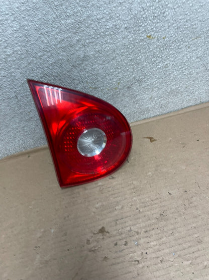 2006-2009 Volkswagen Golf Left Driver Lh Side Tail Light Inner Trunk AA9978 LK2