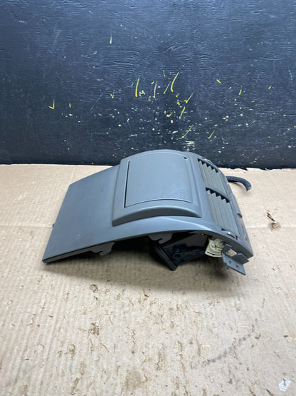 2007 to 2013 Suzuki Grand Vitara Center Console Air Vent Oem y7856  DG4