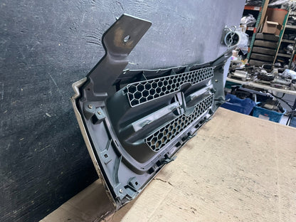 2003 2004 2005 Honda Pilot Front Upper Grill Grille U6070 DG5