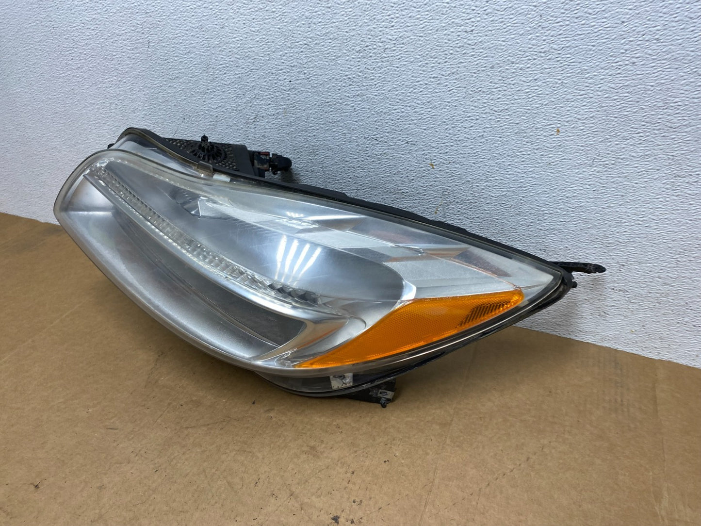 2011 2012 2013 Buick Regal Left Driver LH Side Headlight AE2994 DW1