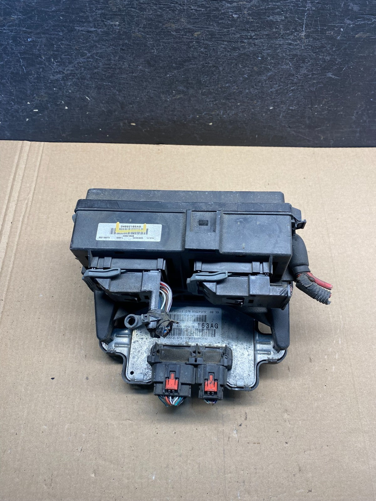 2008 Jeep Grand Cherokee Fuse Box Relay Panel 04692165ab ah3187 DG0