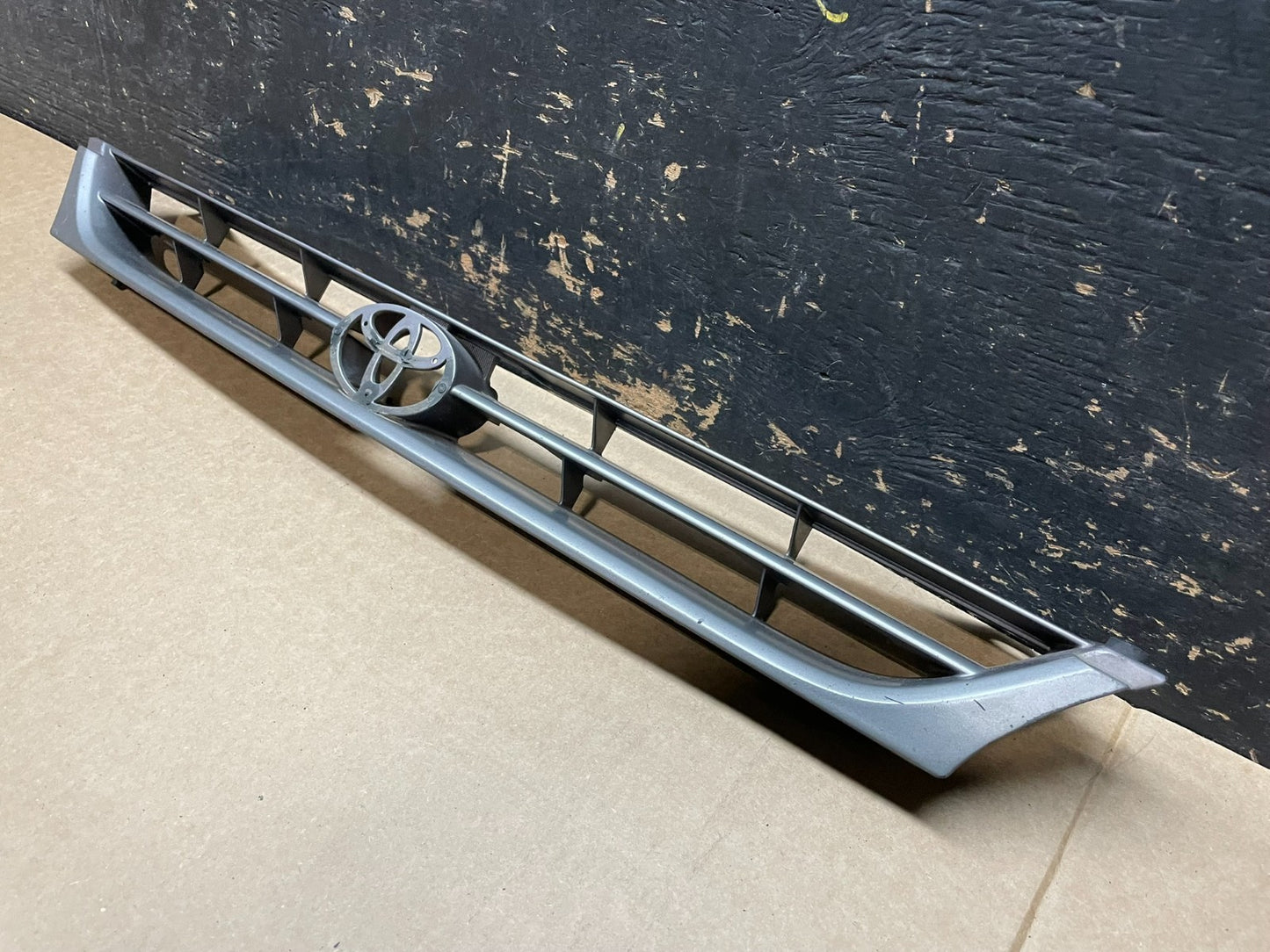 1994 1995 1996 Toyota Camry Front Upper Grill Grille Y9475  DG2
