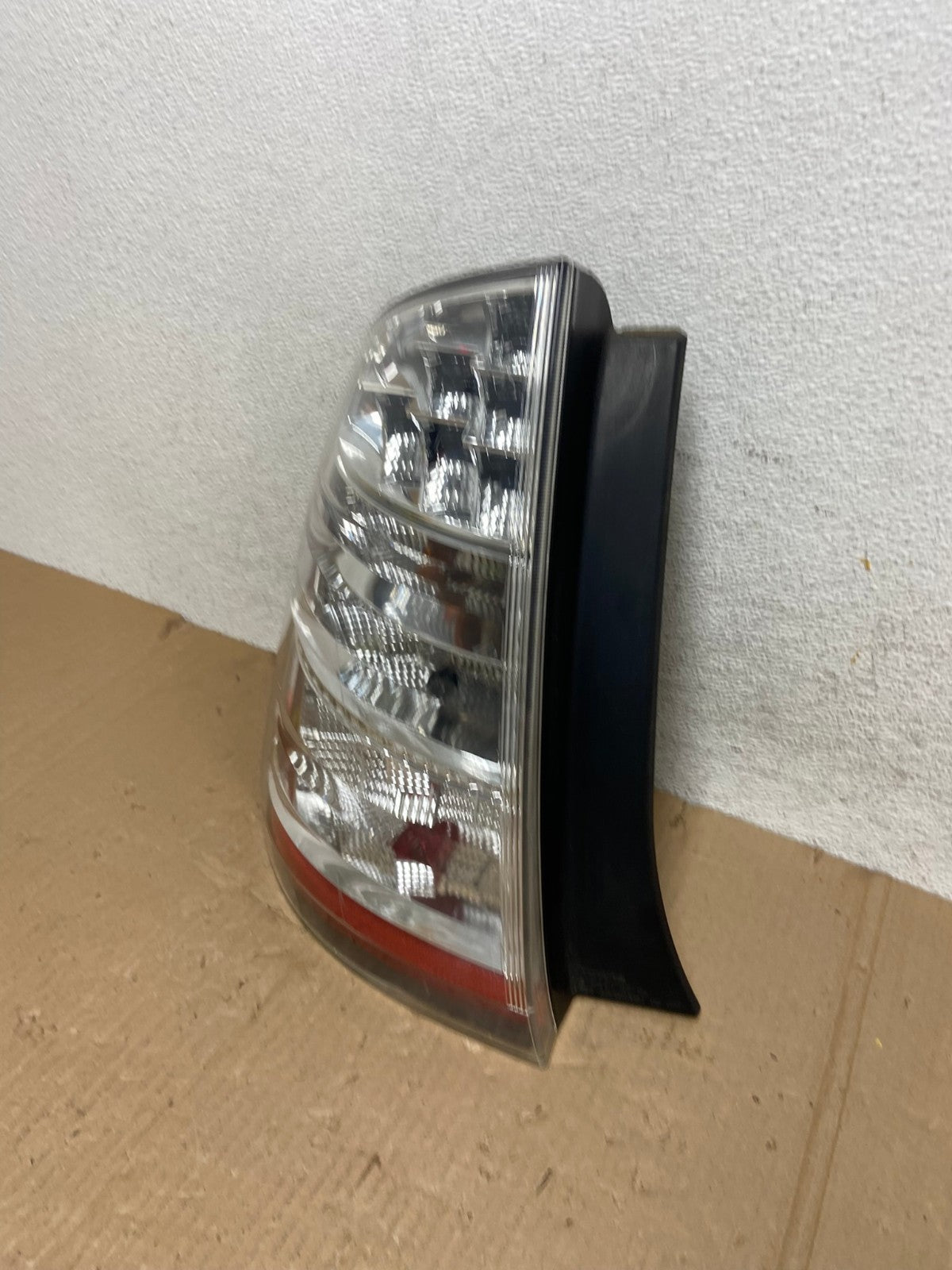 2006 2007 2008 2009 Toyota Prius Tail Light Left Driver LH AE9021 LK1