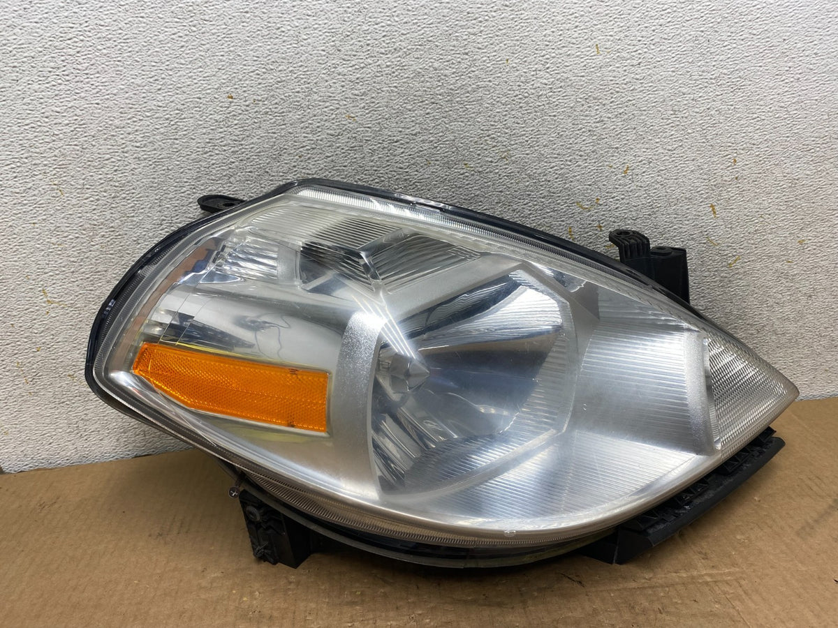 2008 to 2012 Nissan Versa Headlight Right Passenger Rh Side AI7891 DW0