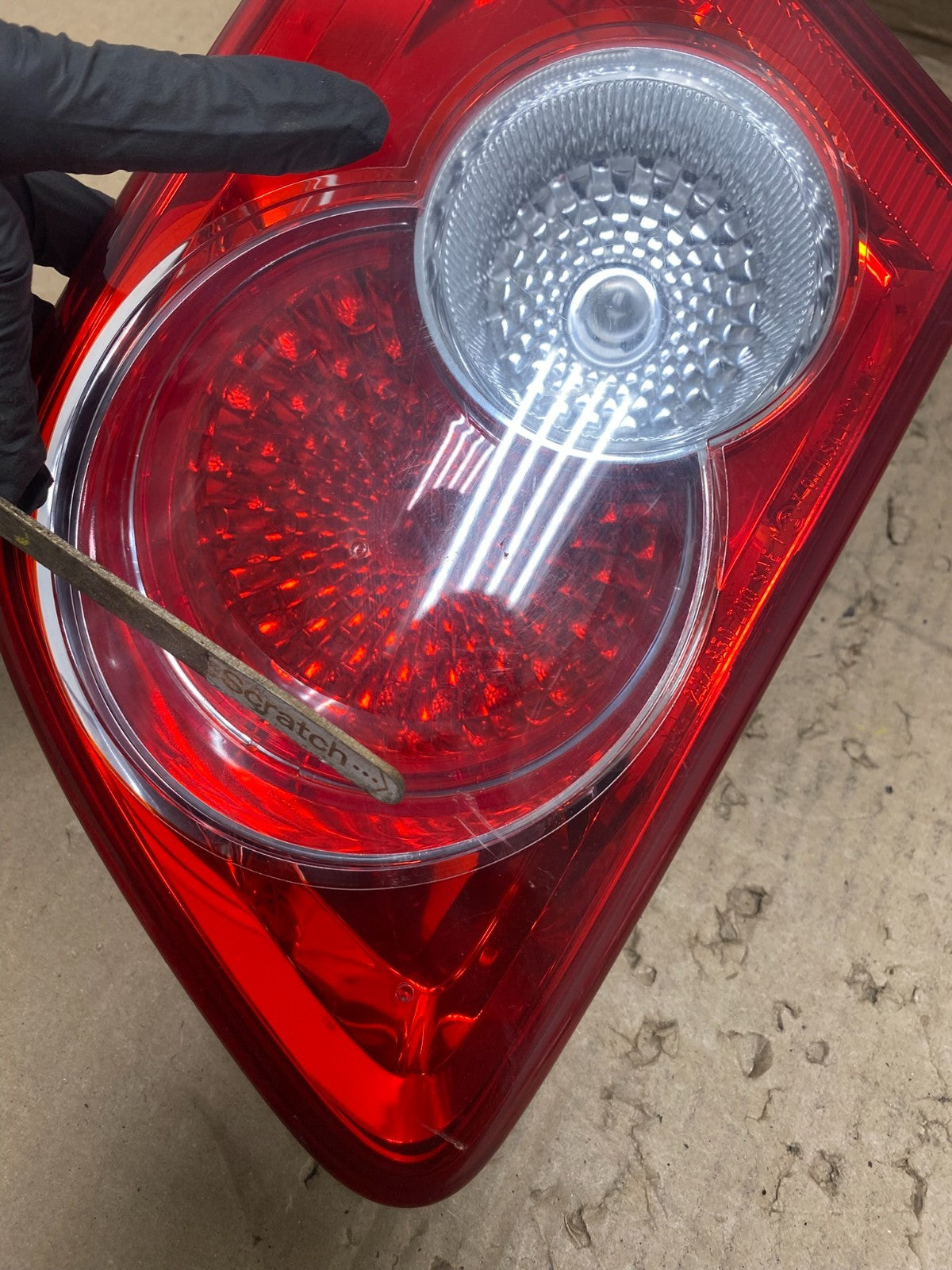 2003 2004 2005 Mazda 6 Right Passenger Inner Tail Light Taillight U1288 DW3