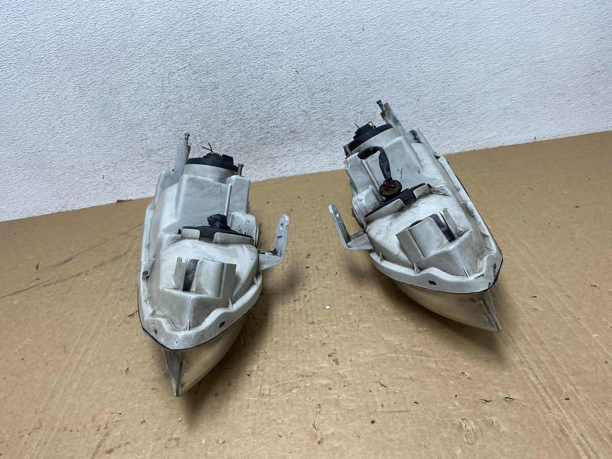 1997-2001 Lexus Es300 Left+Right Headlights Halogen AG1110 DW10