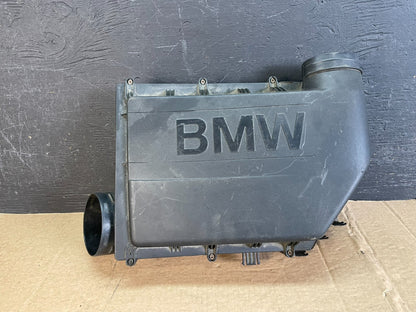 2008-2018 BMW X6 Engine Air Intake Cleaner Filter Box AF5334 DG0