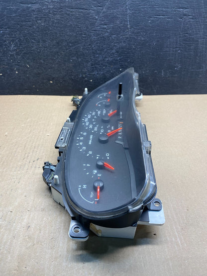 2004 to 2008 Ford E150 E250 Gauge Speedometer Cluster AG18311