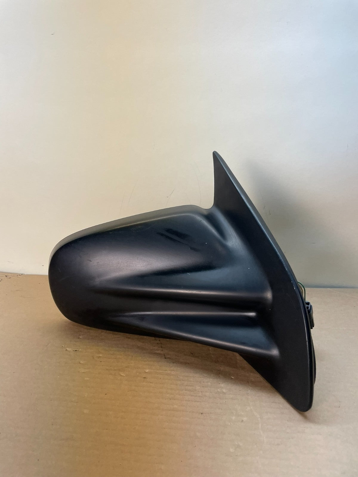 2001 to 2005 Pontiac Aztek Right Passenger RH Side View Door Mirror AH8790 DW0