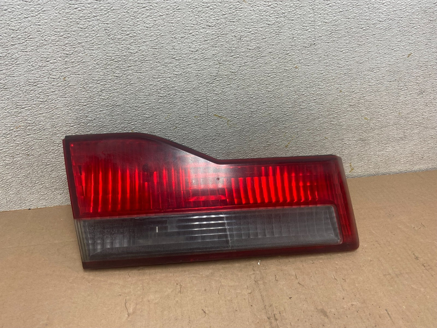 2001 to 2002 Honda Accord Left Driver LH Side Inner Tail Light OEM R1600 DW0