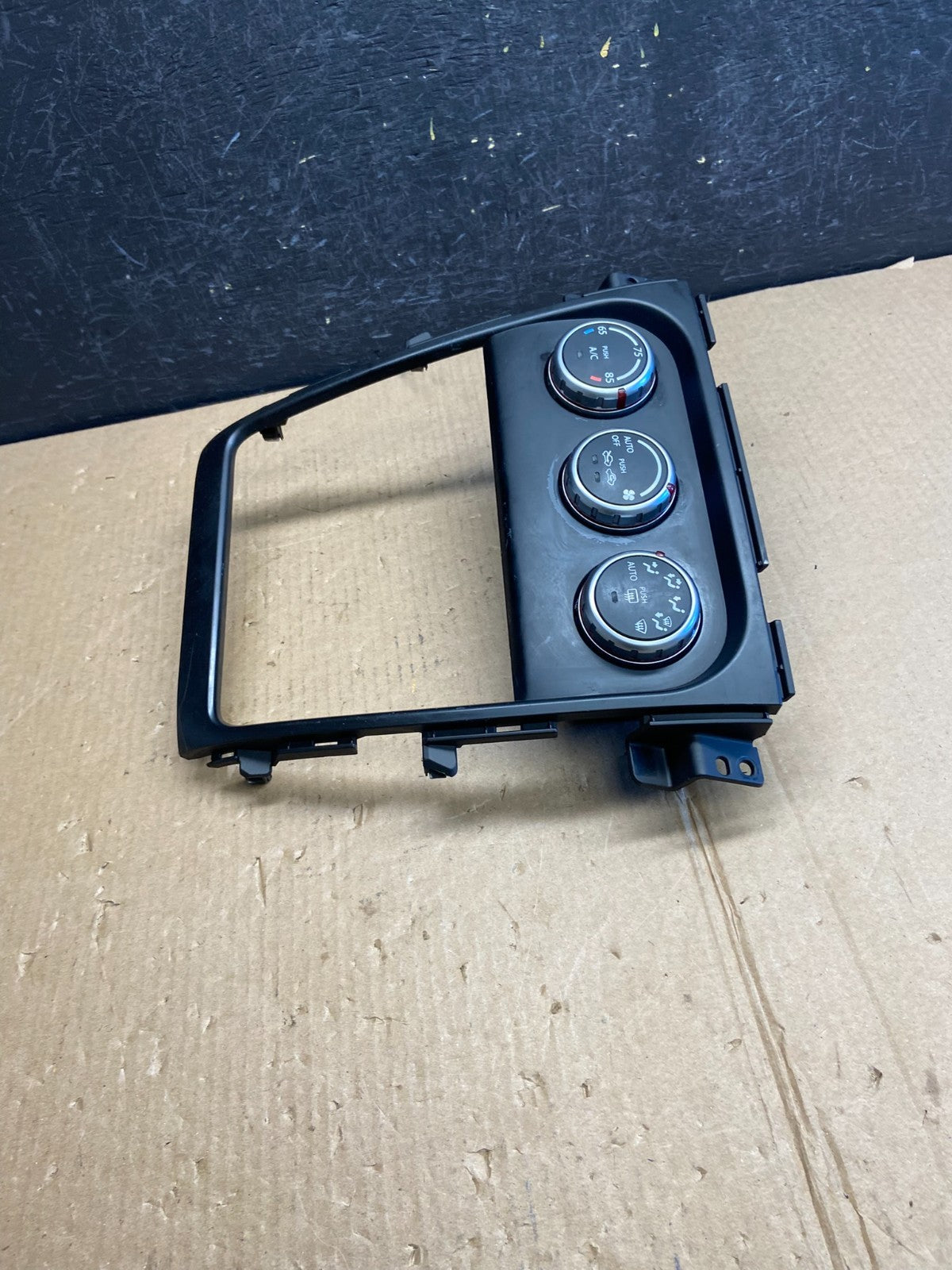 2007-2013 Suzuki SX4 AC Heater Climate Control Unit ae4270 DG2