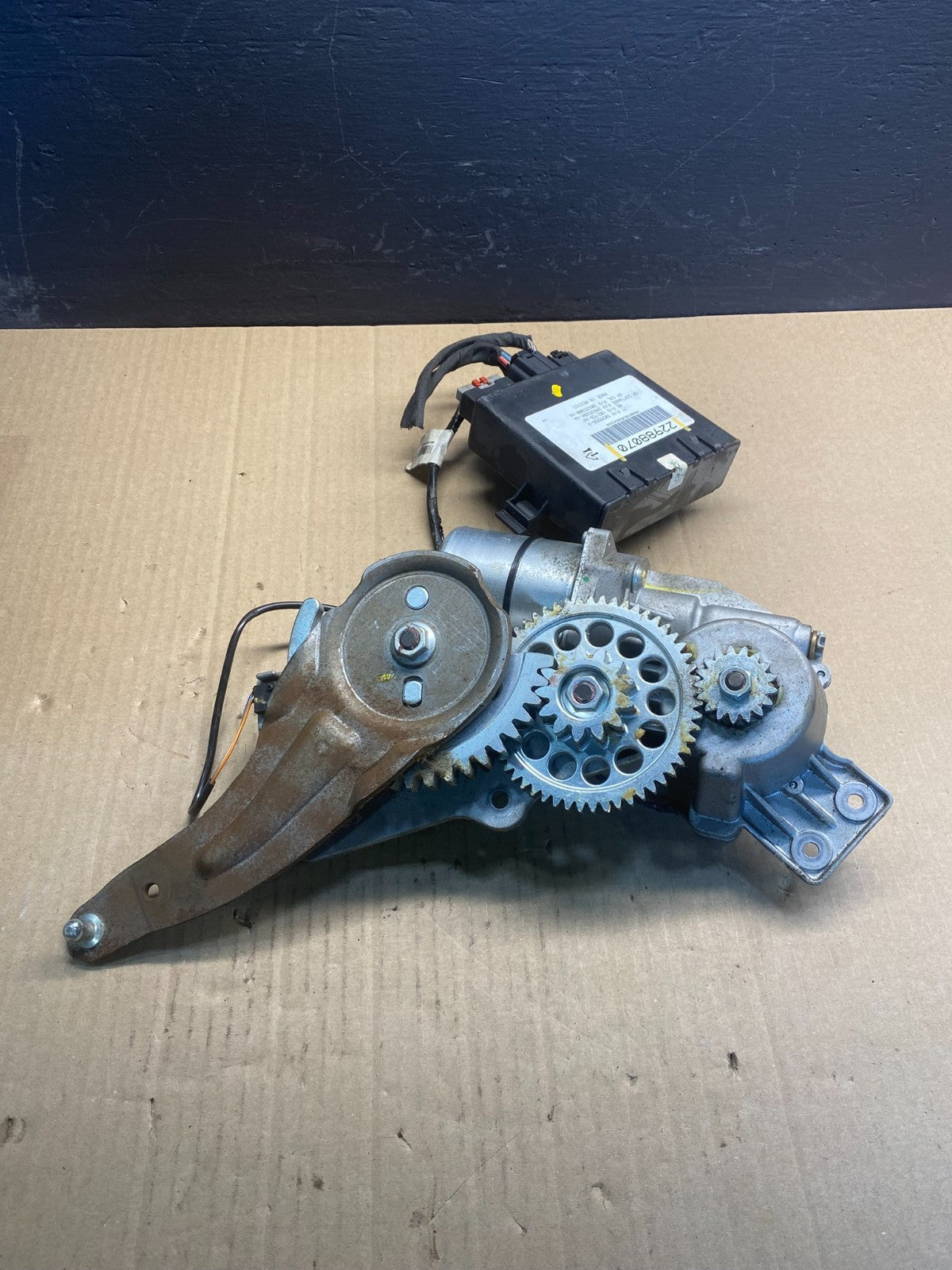 GMC Acadia Yukon Tahoe Rear Trunk Liftgate Power Motor Actuator ac0465 DG6