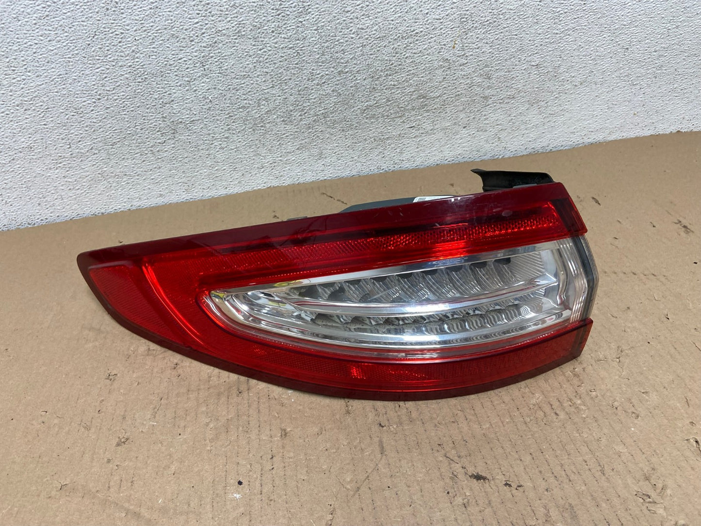 2013 to 2016 Ford Fusion Left Driver LH Side Tail Light AF3206 LK0