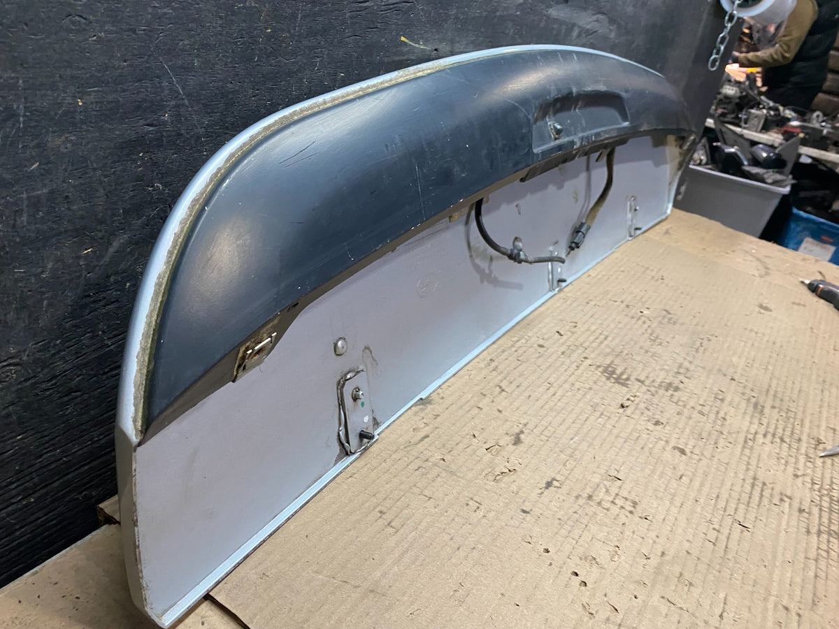 2006 - 2009 Land Range Rover Sport Rear Trunk Light Lift Gate Spoiler V2545 DG9