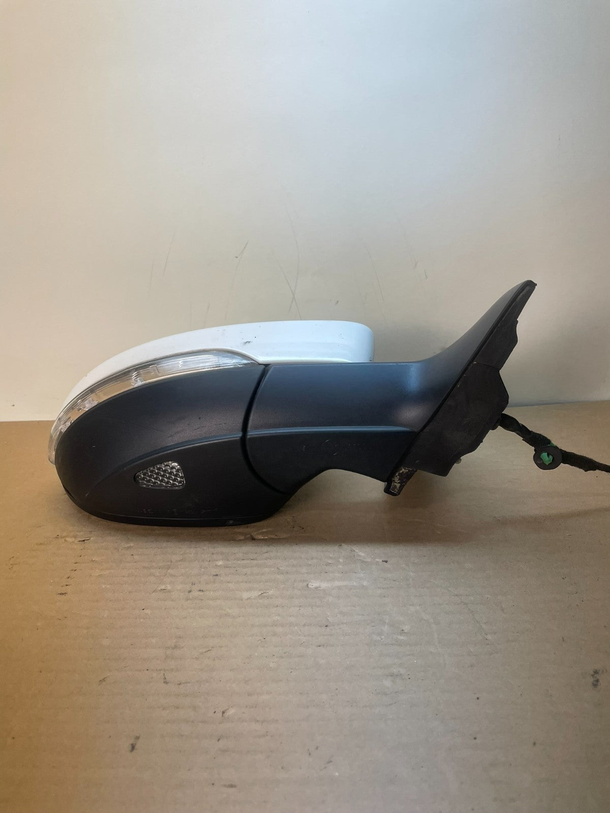 2013 to 2017 Volkswagen CC Right Passenger Power Door View Mirror ah8813 DG3