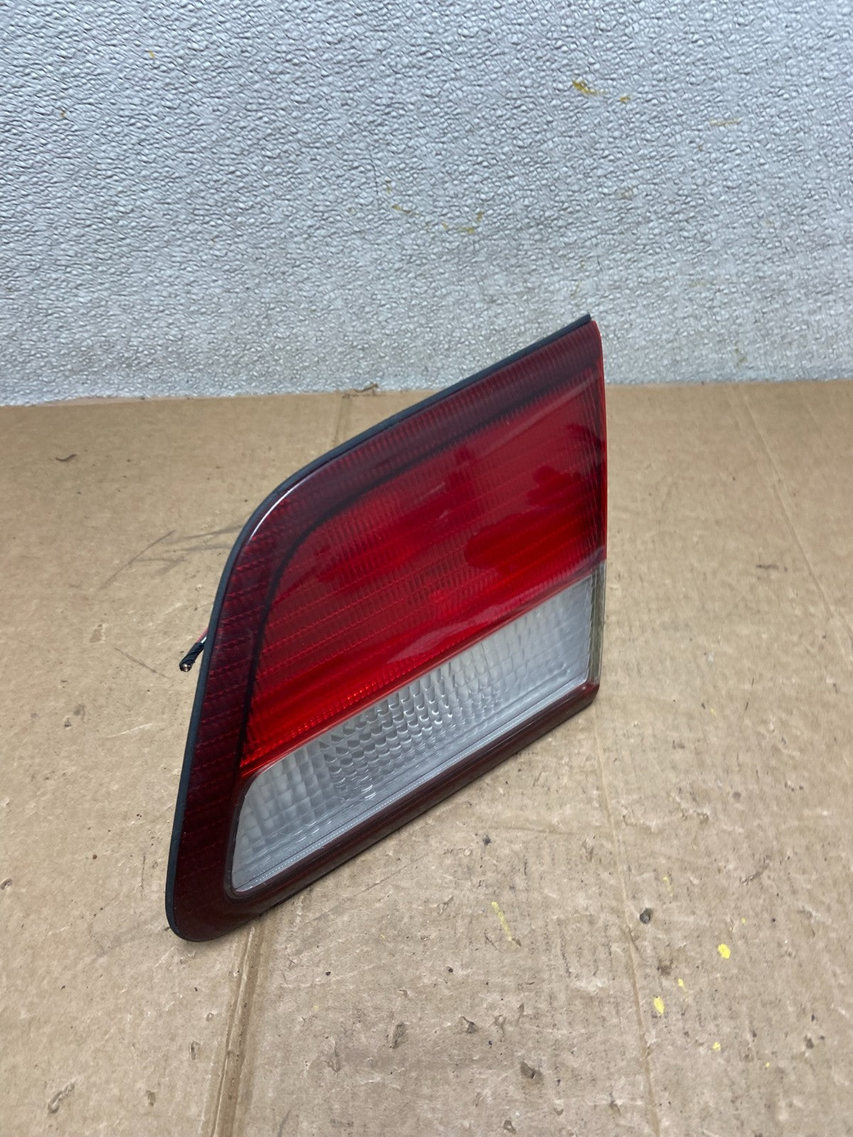 1997 1998 1999 Nissan Maxima Right Passenger RH Inner Tail Light Oem AA1457 PS2