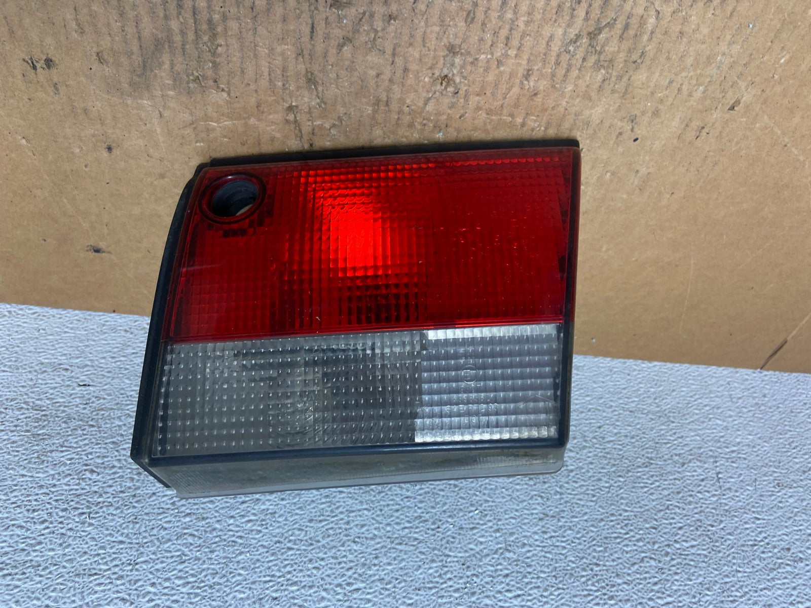 1994 to 1998 Saab 900 & Turbo Right Passenger RH Side Inner Tail Light AE2683 LK0
