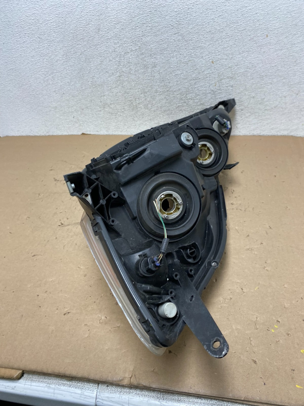 2006 to 2010 Toyota Sienna Right Passenger Rh Side Headlight Halogen AG4411 DW7