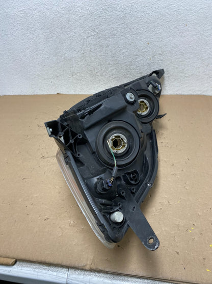 2006 to 2010 Toyota Sienna Right Passenger Rh Side Headlight Halogen AG4411 DW7