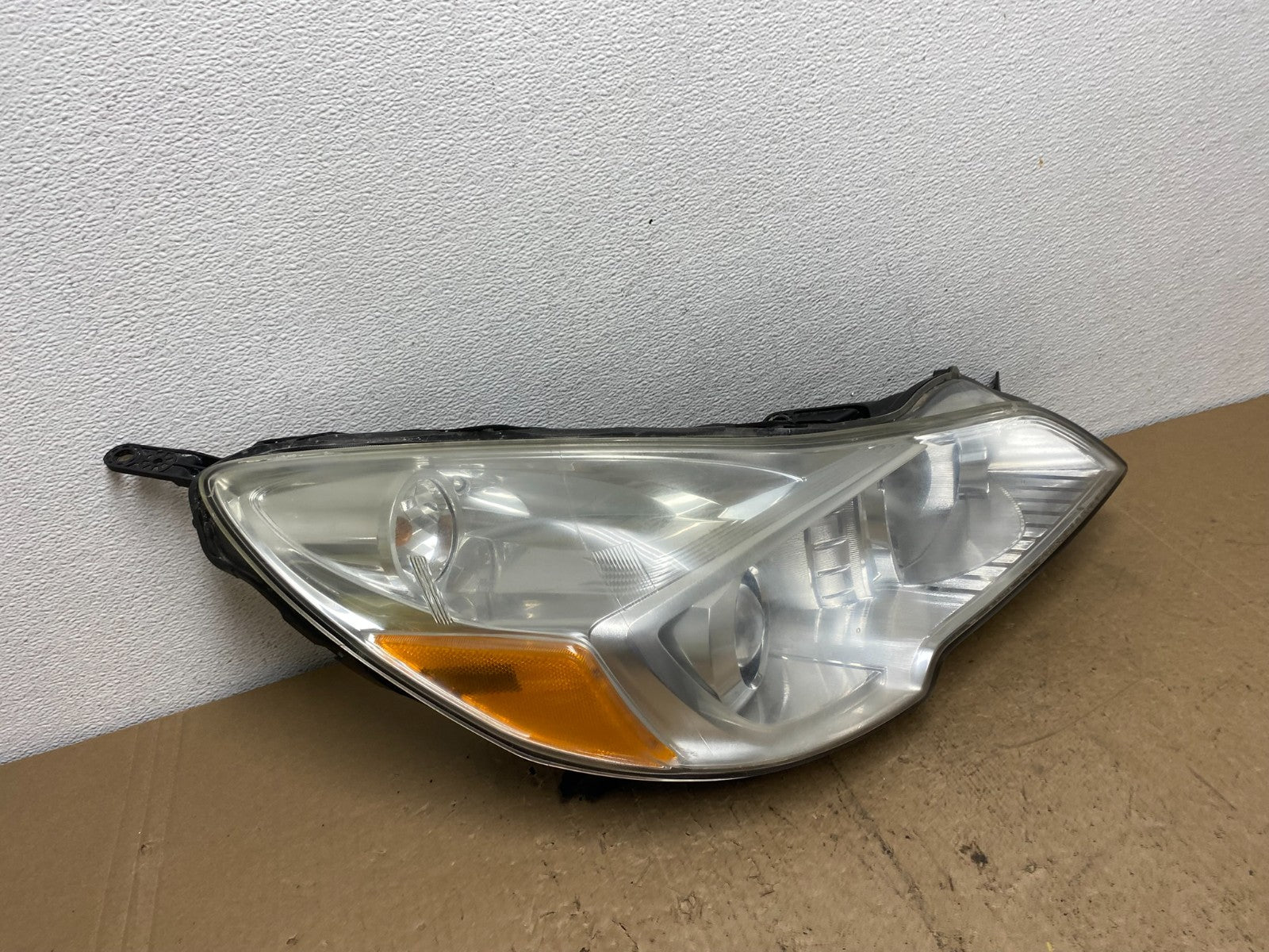 2013 - 2014 Subaru Legacy Outback Right Passenger Headlight AC6057 DW2