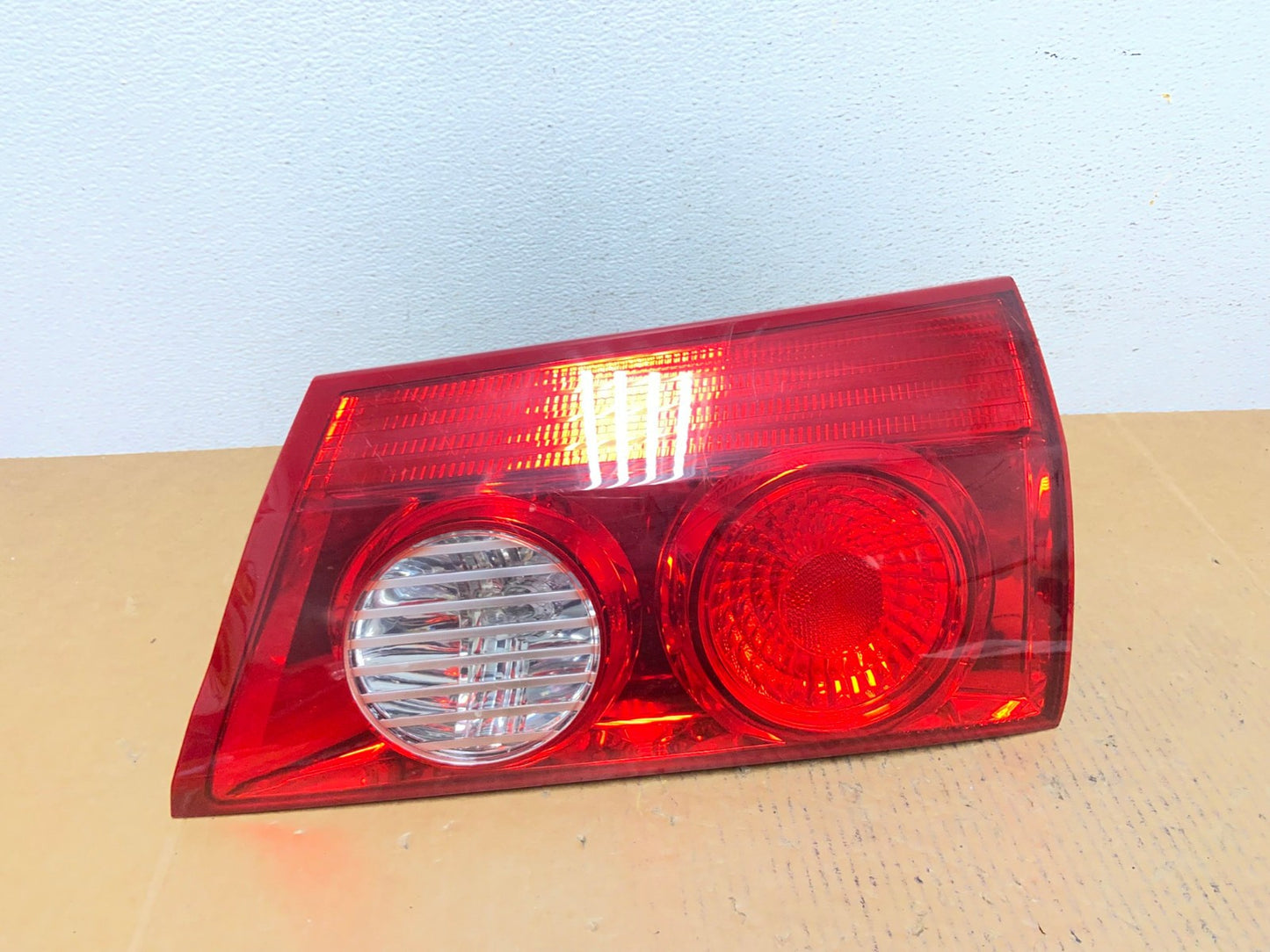 2006 to 2010 Toyota Sienna Right Passenger Rh Inner Tail Light AE0398 LK0