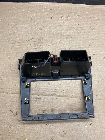 2007-2009 Suzuki XL7 XL-7 Center Radio Dash Trim Air Vent Bezel AH3813 DG3