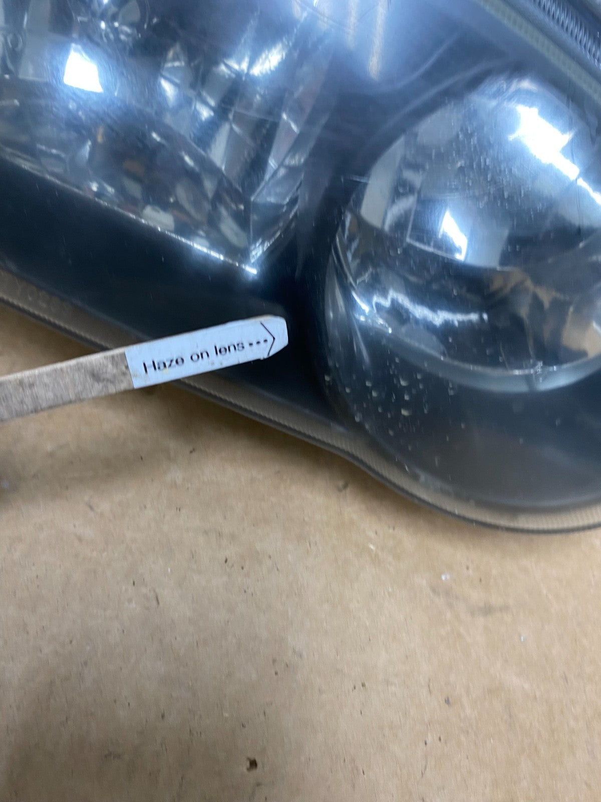 2001-2002 Toyota Corolla Left+Right Side Halogen Headlights AD4483 DW5