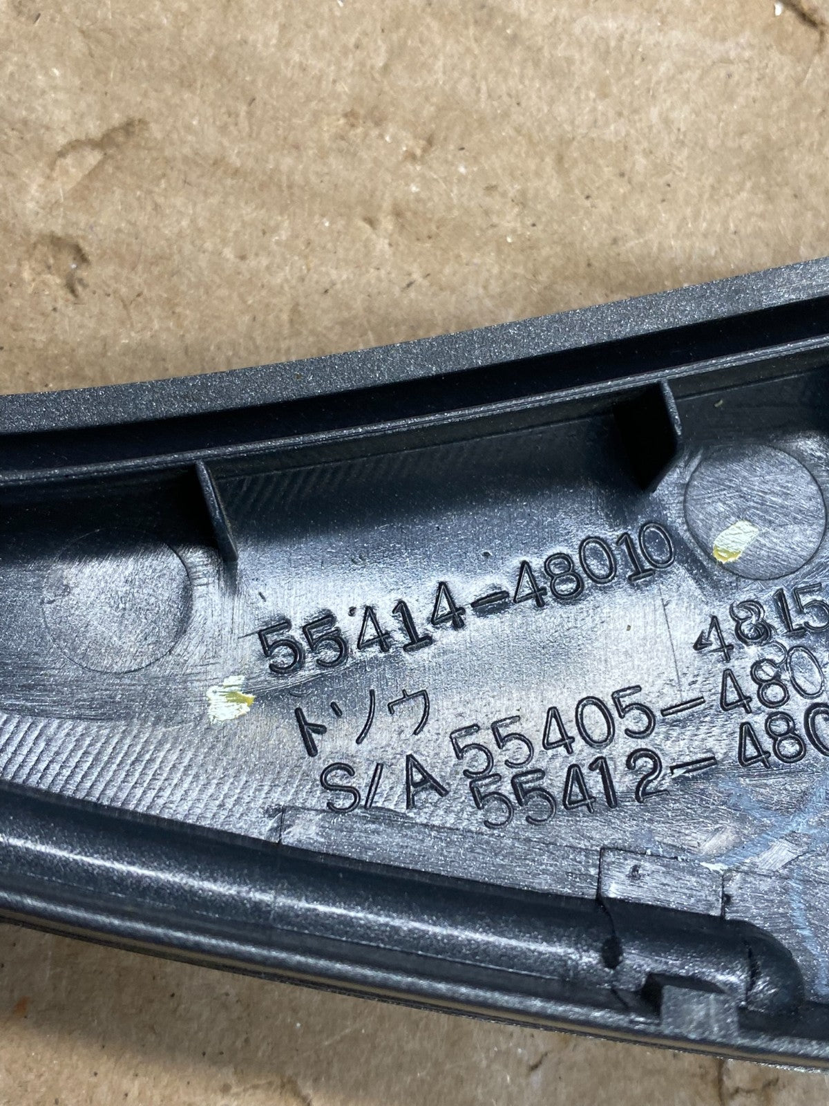 2001-2007 Toyota Highlander Radio Climate Dash Trim Bezel Air Vent ag6264 DG4