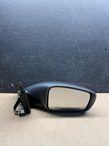 2011-2015 Hyundai Sonata Right Passenger Mirror W/ Turn Signal ai7131 DG8