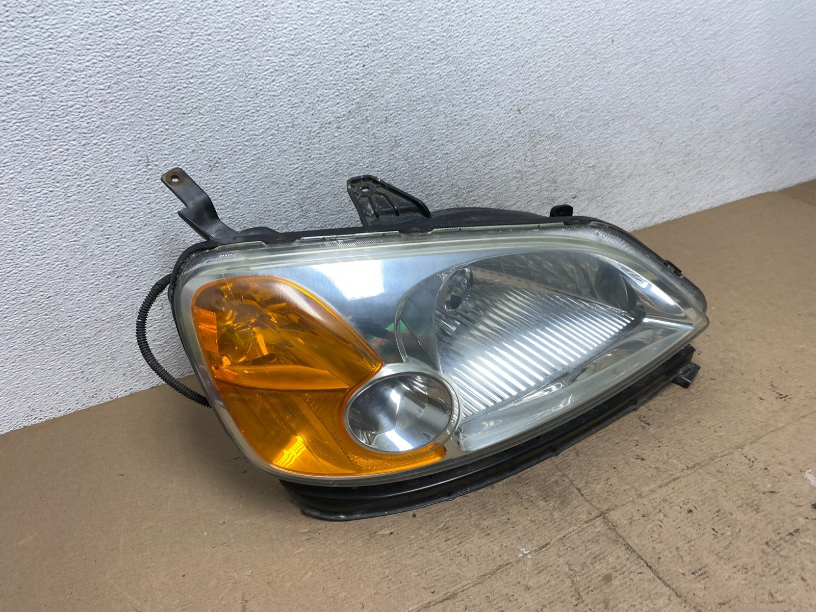 2001 - 2003 Honda Civic Coupe Headlight Halogen Right Passenger Rh AF5139 DW2
