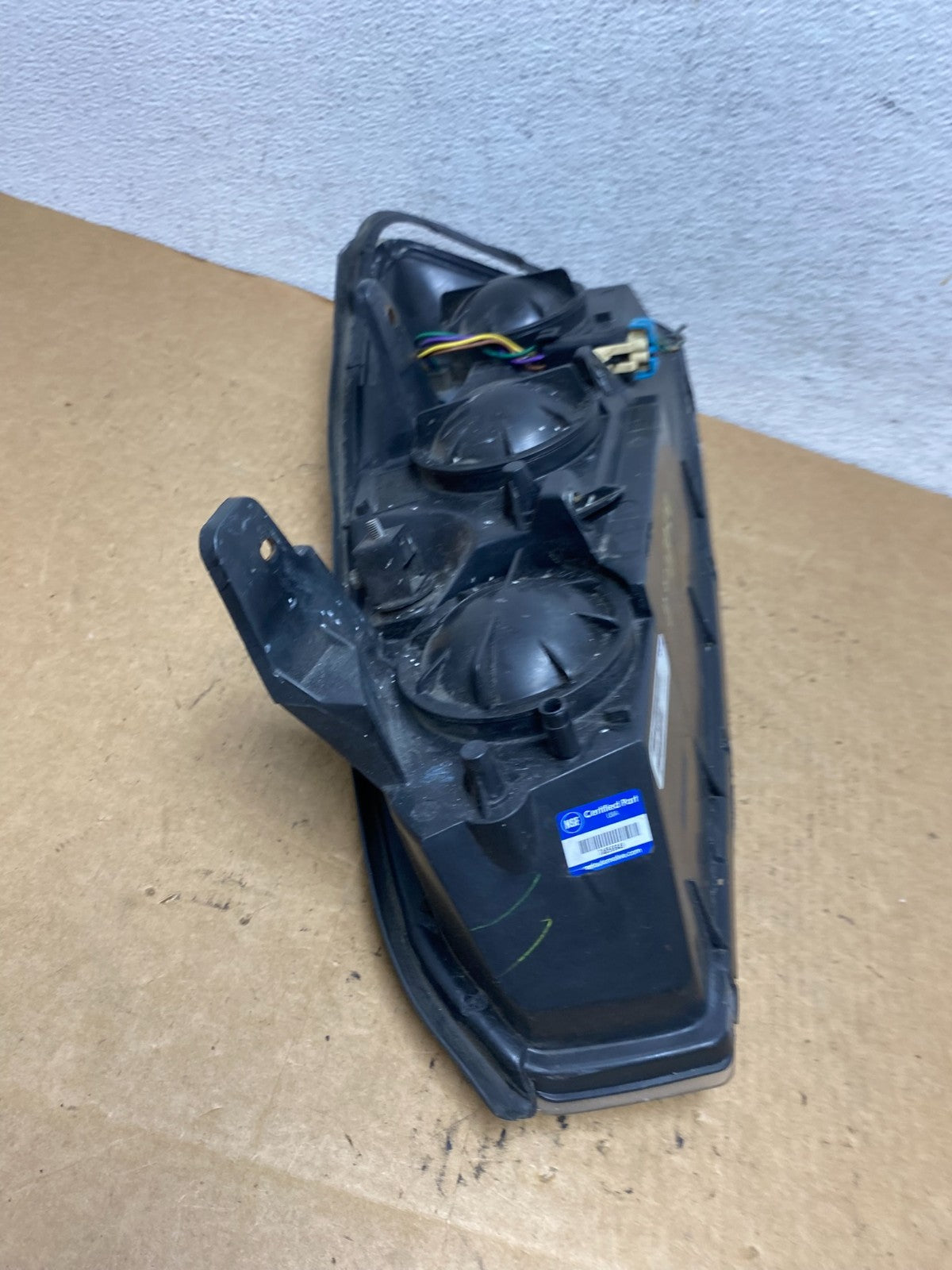 2004 to 2007 Chevrolet Malibu Right Passenger RH Headlight TYC AD4734 DW8