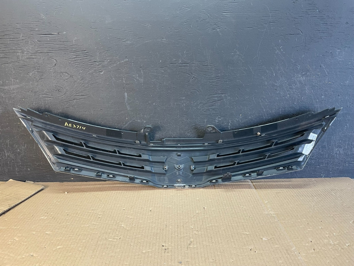2007 2008 2009 Nissan Versa Sedan Front Upper Grill Grille Aftermarket AE3714 DG3