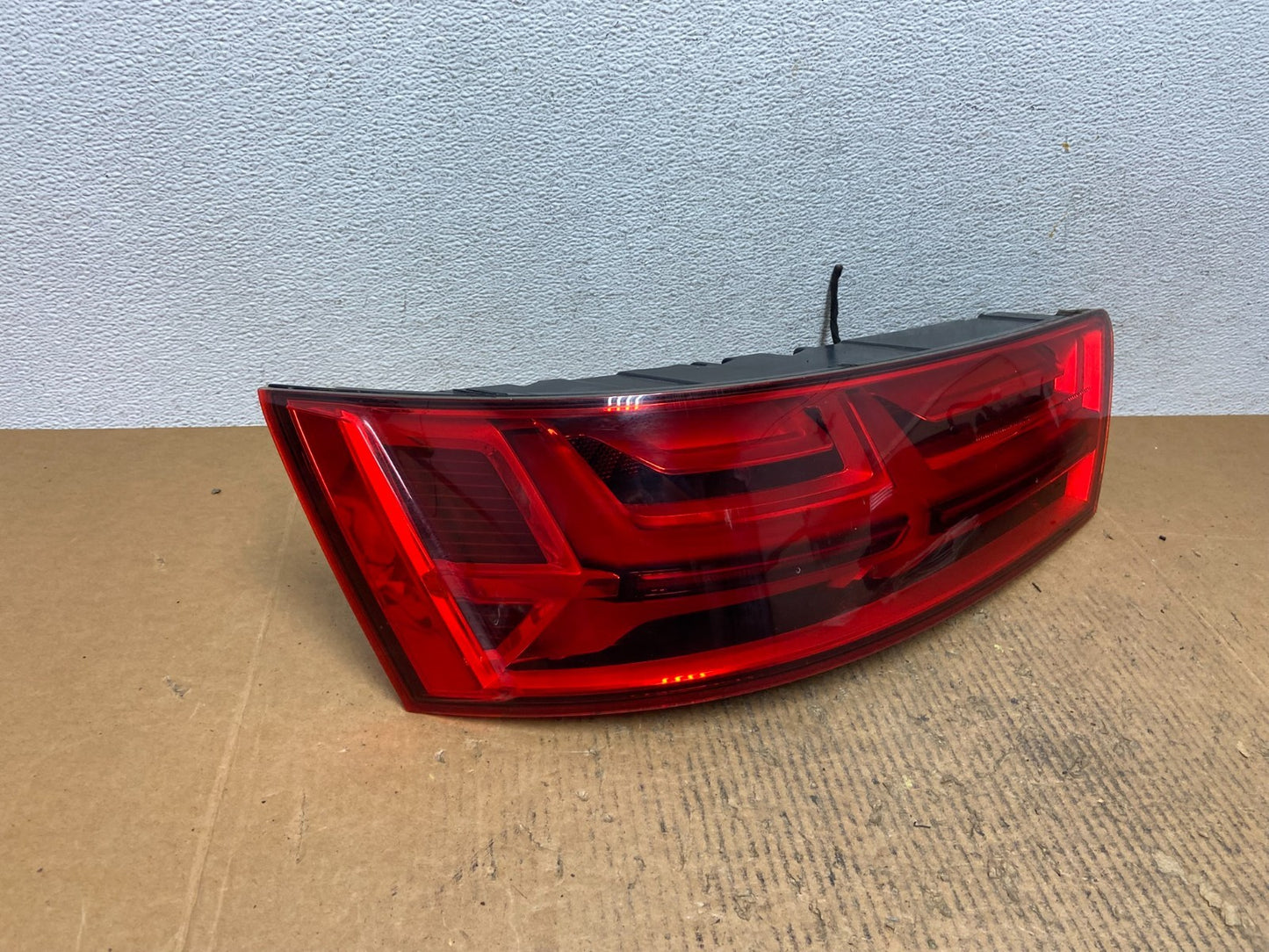 2017 2018 2019 Audi Q7 Left Driver Lh Side LED Tail Light ae1476 DG2